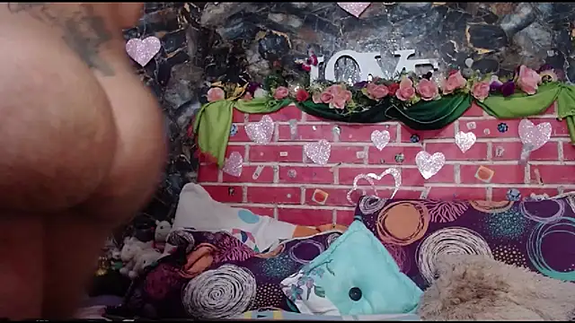 DesireDirtyTS__ live sex cam