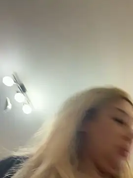 TheeaBlanco's cam snapshot