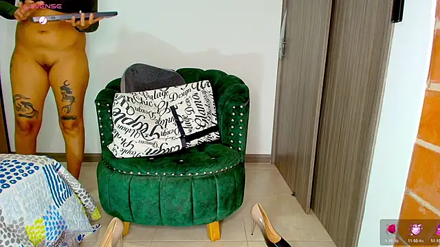 thalianapraadaa_'s cam snapshot