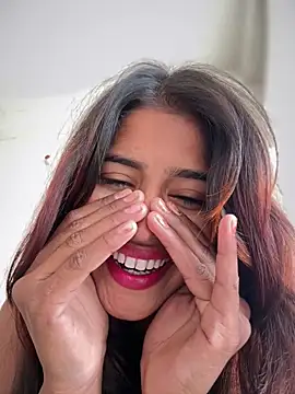 4U143's cam snapshot