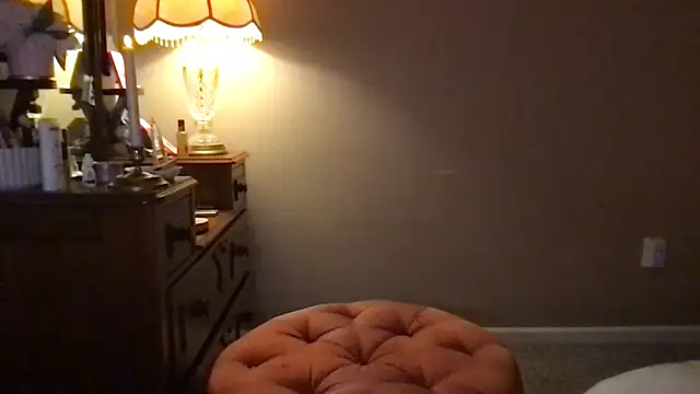 misspollypeach's cam snapshot