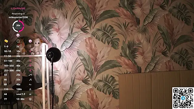 MarlinVarian live sex cam