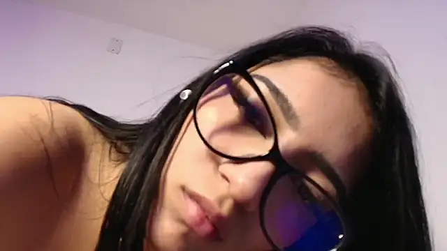 ciara_flor's cam snapshot