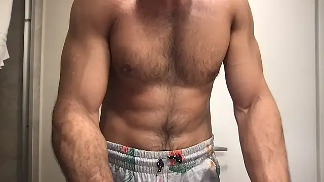 BigMuscleGuy28's cam snapshot