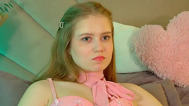 SelinSwarovski live sex cam