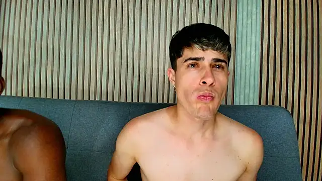 bro_friends live sex cam