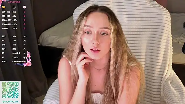 HollisBeckett live sex cam