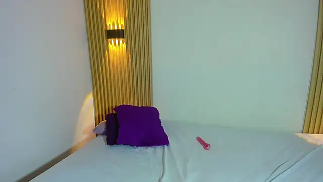 ZoeGrace5's cam snapshot