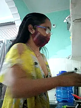 sanjana077's cam snapshot