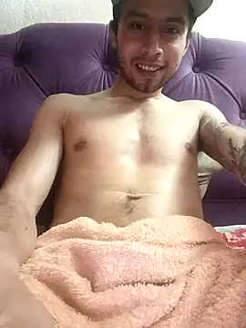 Mich_Stev9524's cam snapshot