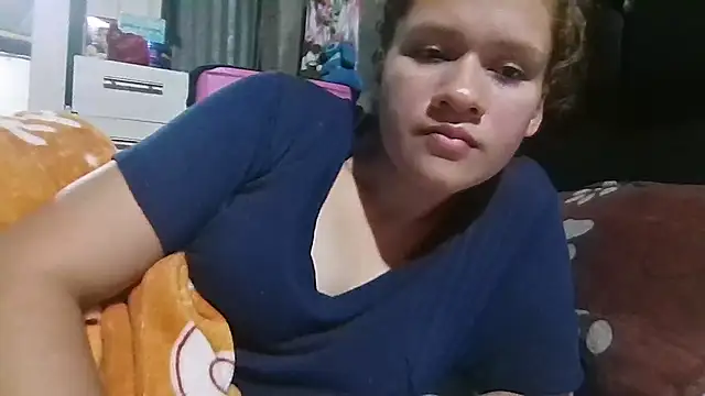 Jessy2000NS live sex cam