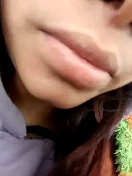 Aaisha-16's cam snapshot