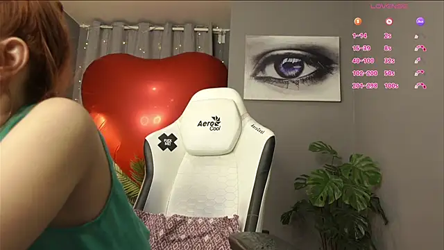 Megany's cam snapshot