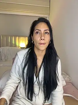 ArianaReynoldss's cam snapshot