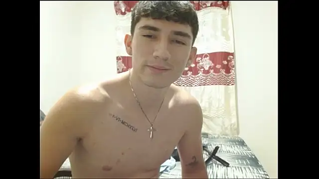 ChicoMaloFfF live sex cam