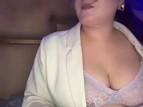 Hersheykaur's cam snapshot