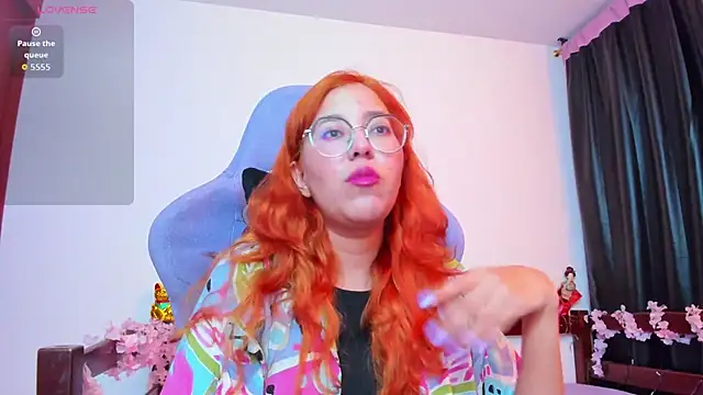 _Moon_Johnson's cam snapshot