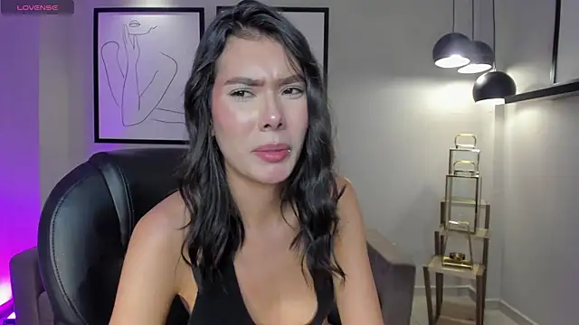 NiaSalvatore's cam snapshot