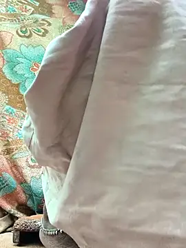 Punam_kiyara's cam snapshot