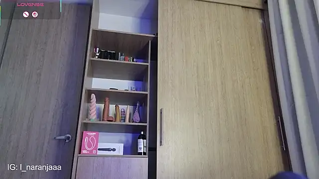 nara_lyn1's cam snapshot