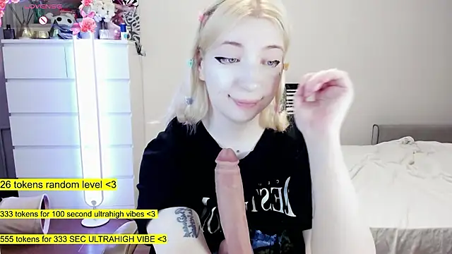 aya_katana's cam snapshot