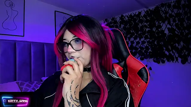 Kitty_Gang's cam snapshot