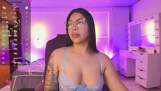 kloe28's cam snapshot