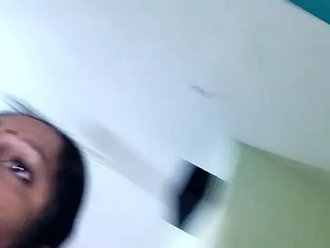 yamini1431's cam snapshot