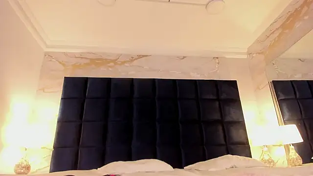 loladupont's cam snapshot