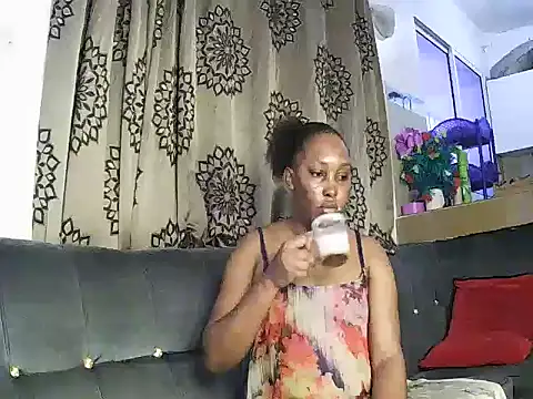 liz_cutie's cam snapshot