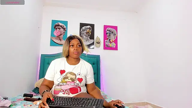 Lilybaudinx96's cam snapshot