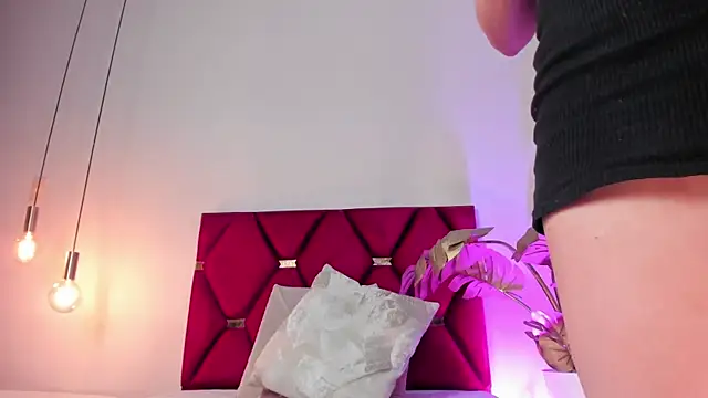 AnnaBroooks's cam snapshot