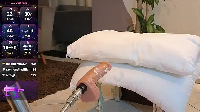 Saly_Moon1's cam snapshot