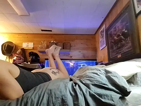 Ryan_and_Aurora live sex cam