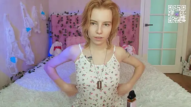 Pink_Lila18's cam snapshot