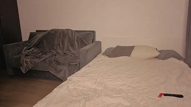 Ashley-Urban's cam snapshot