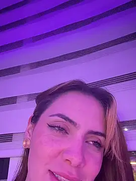 Lorraine_Leon's cam snapshot