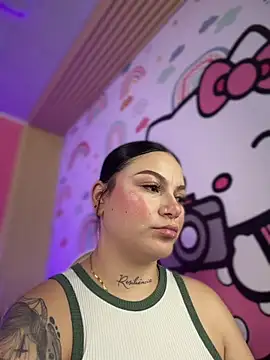 Megaan__More's cam snapshot