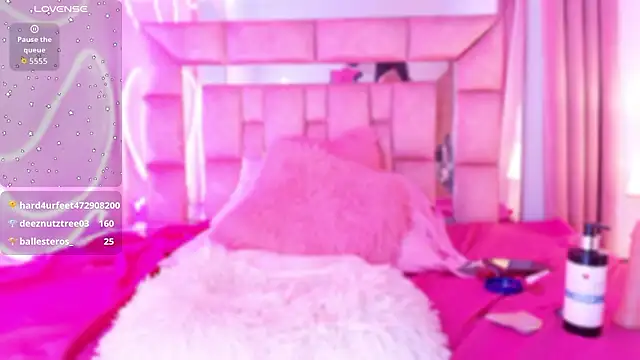 Nefera_Noxx live sex cam