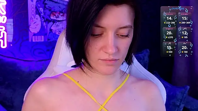 roxy_riot_'s cam snapshot