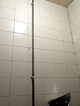 kelly_squirting live sex cam