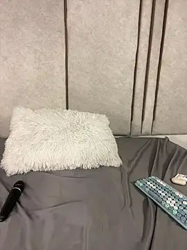 lilithdya live sex cam