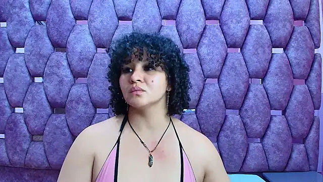 AlaSmith's cam snapshot