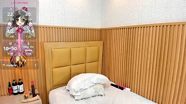 LOLAMAXI's cam snapshot