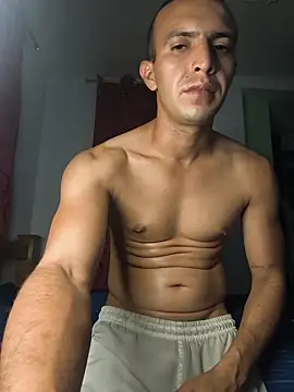 logan-31 live sex cam