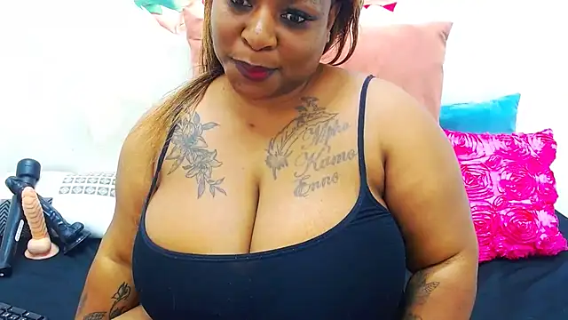 Ebonyhotass26 live sex cam