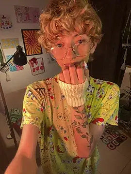 lyamthommpson live sex cam