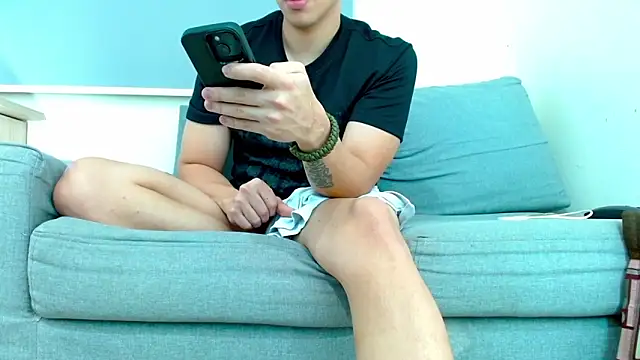 Danyer33 live sex cam