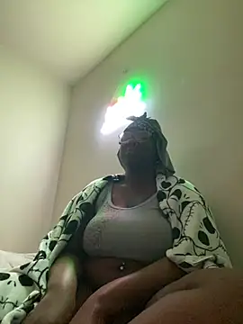 DamnBubbles's cam snapshot