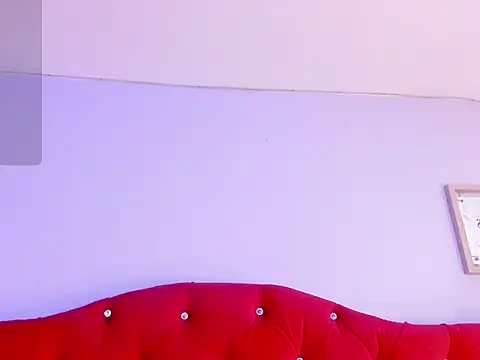 kylie1_ls's cam snapshot